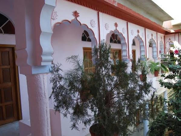 Aroma Hotel Pushkar Buitenkant foto